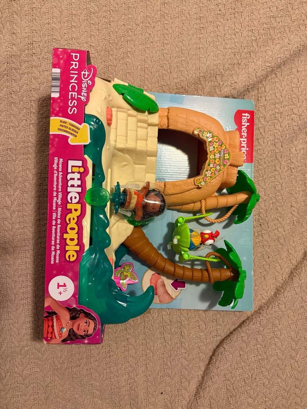 Fisher-Price Disney Princess Little People Moana Adventure Village Playset